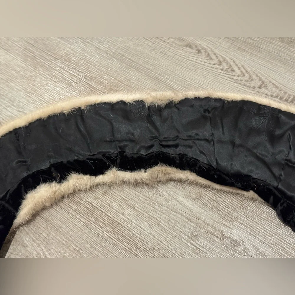 Vintage Mink Fur Beige Collar - 23